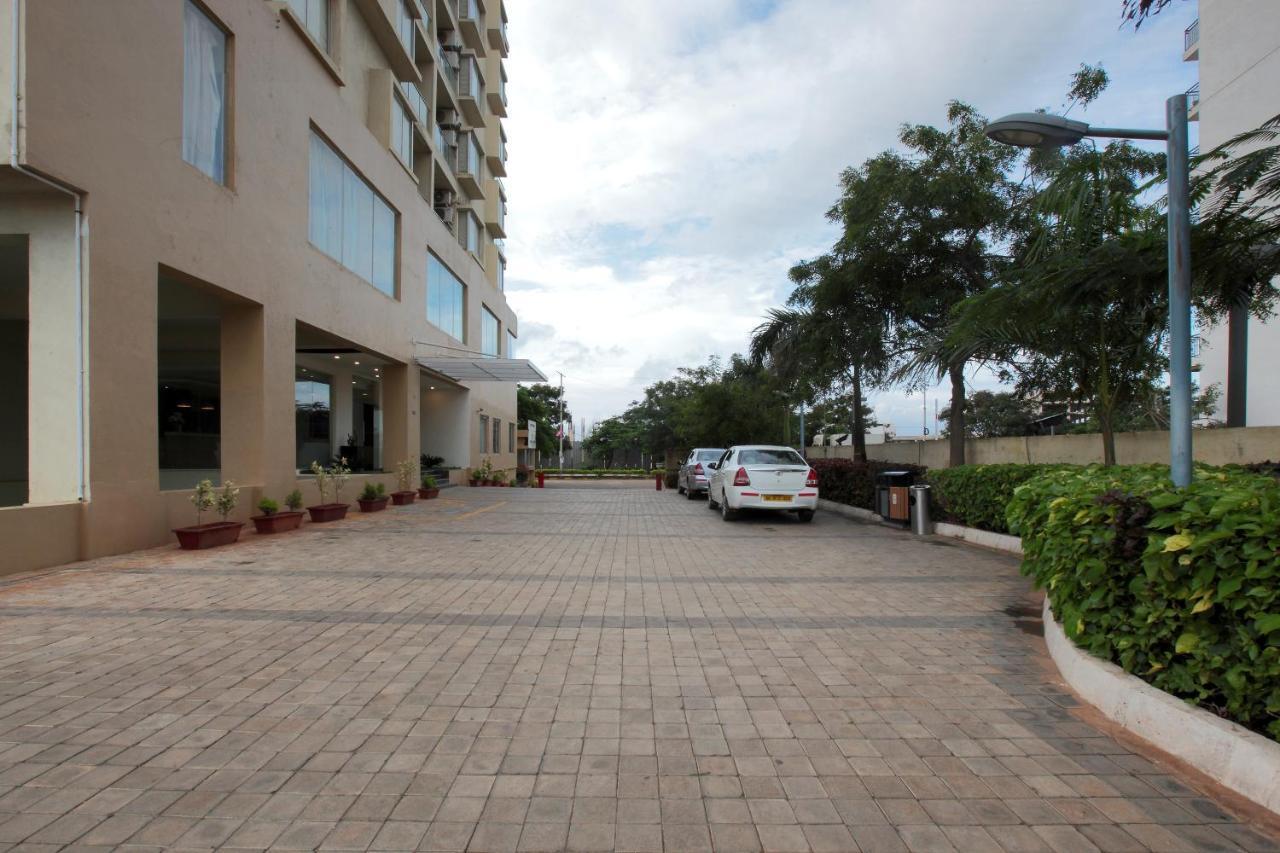 Starlit Suites Bangalore Kammasandra Exterior foto